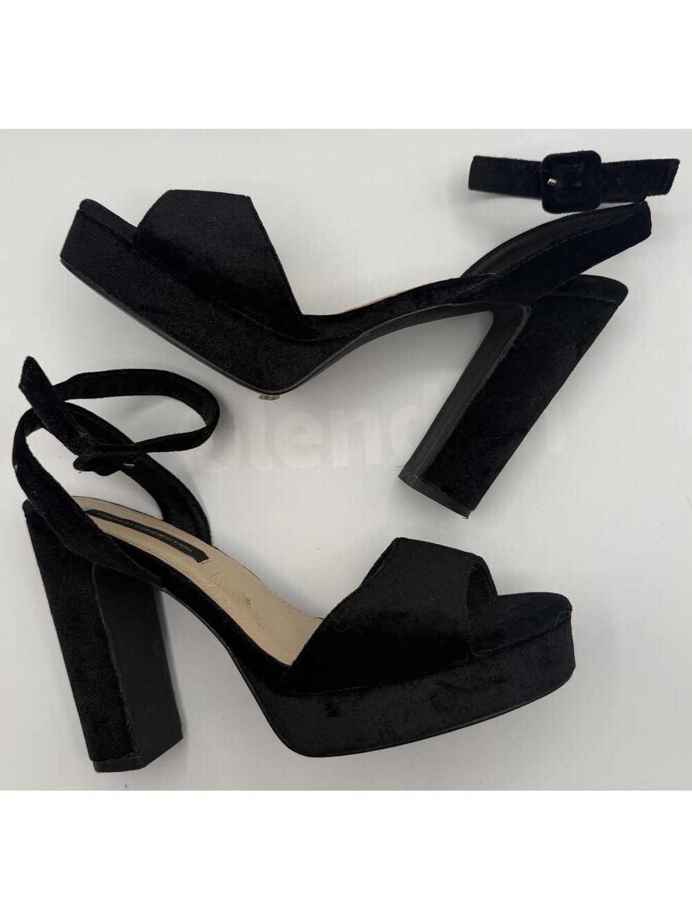 French Connection Taryn Black Velvet Platform Heels Vampy Goth Witchy Size 9 EUC